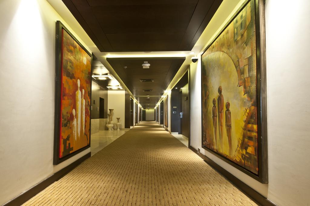 Monotel Hotel Kolkata